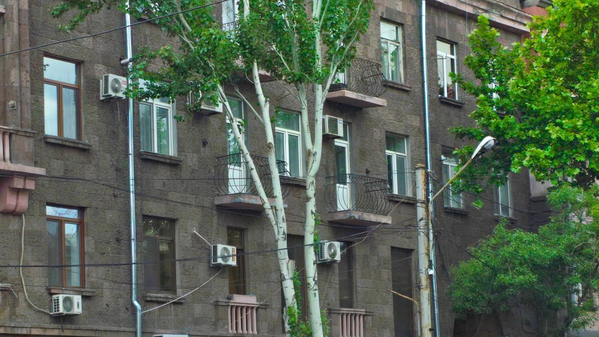 Прекрасная 4-ех комнатная квартира в самом центре Ереван Экстерьер фото